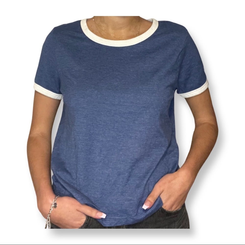 H & M tee